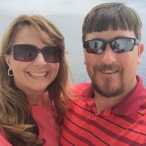 Meet your Posher, Holly